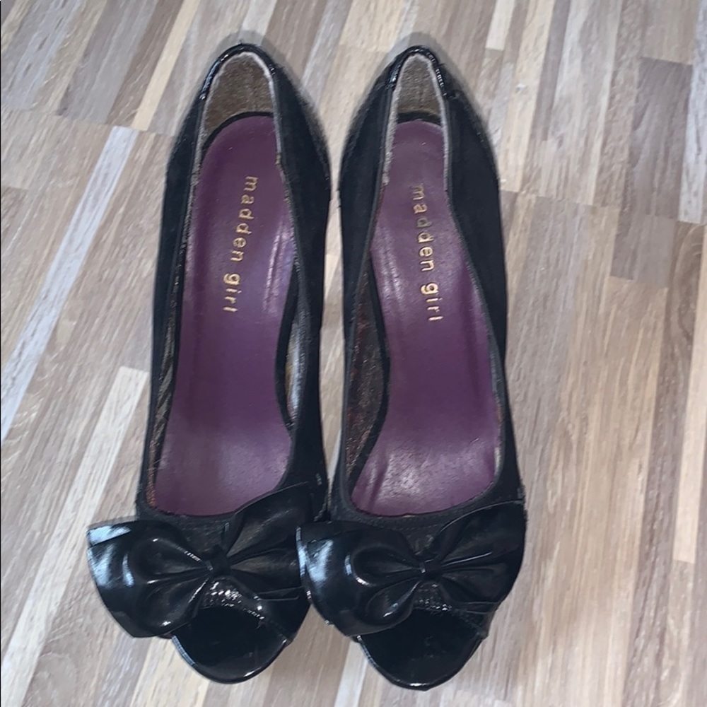 Madden girl black bow detail 4” open-toe heels